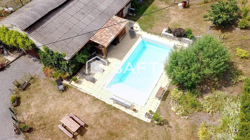 Maison - 195 m² - 7 pièces