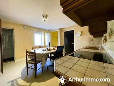 Maison - 96 m² - 5 pièces