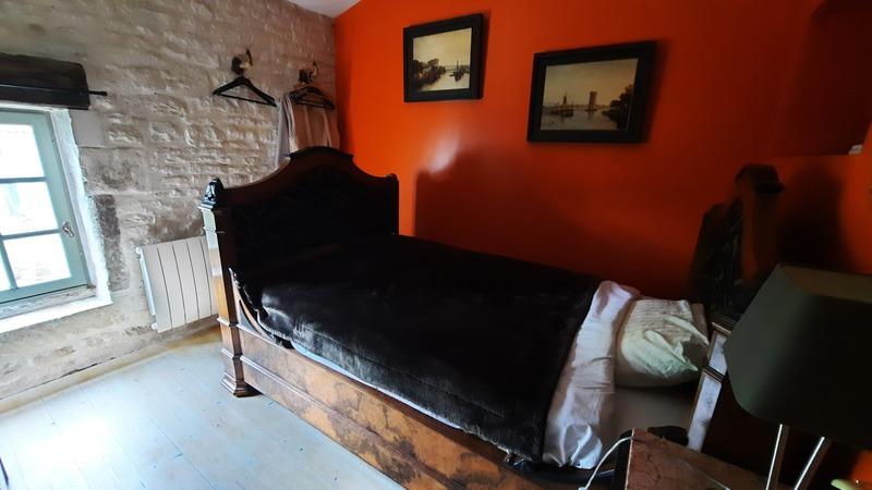 Maison - 222 m² - 6 pièces