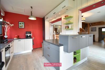 Maison - 140 m² - 5 pièces