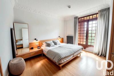 Maison - 184 m² - 7 pièces