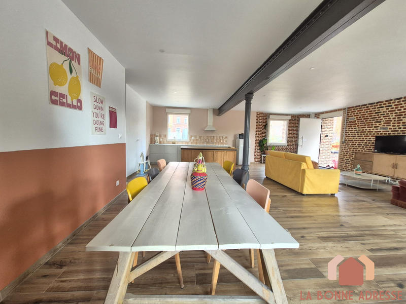 Loft - 120 m² - 4 pièces