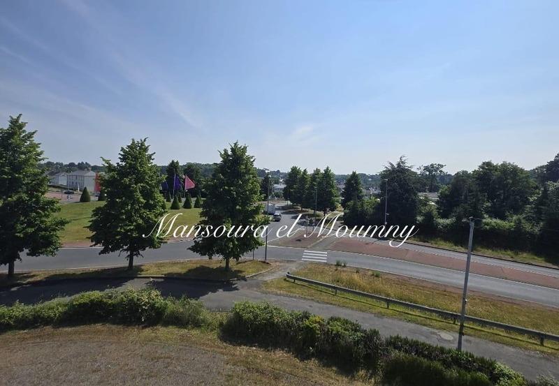 Propriété - 360 m² - 20 pièces