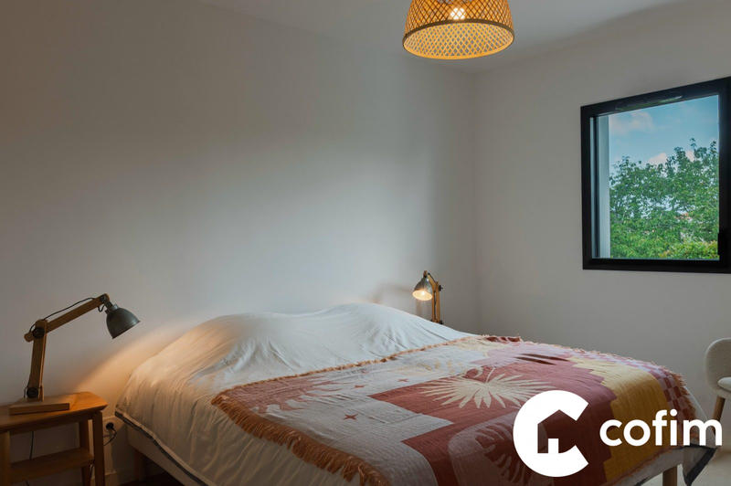 Appartement - 111 m² - 4 pièces