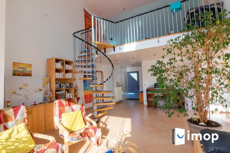 Maison - 155 m² - 7 pièces