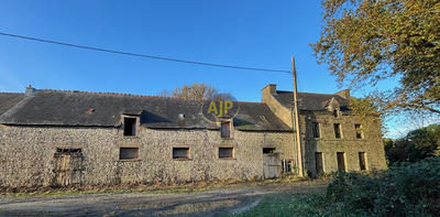 Maison - 300 m² - 6 pièces