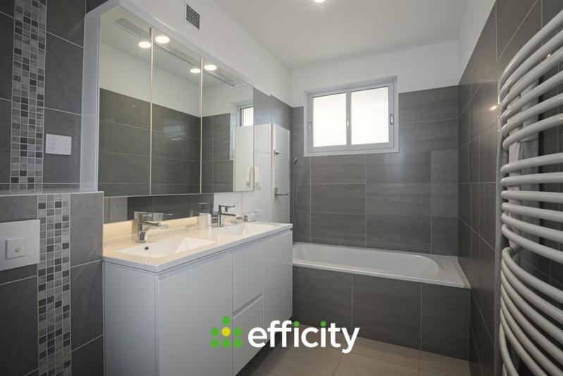 Appartement - 102 m² - 4 pièces