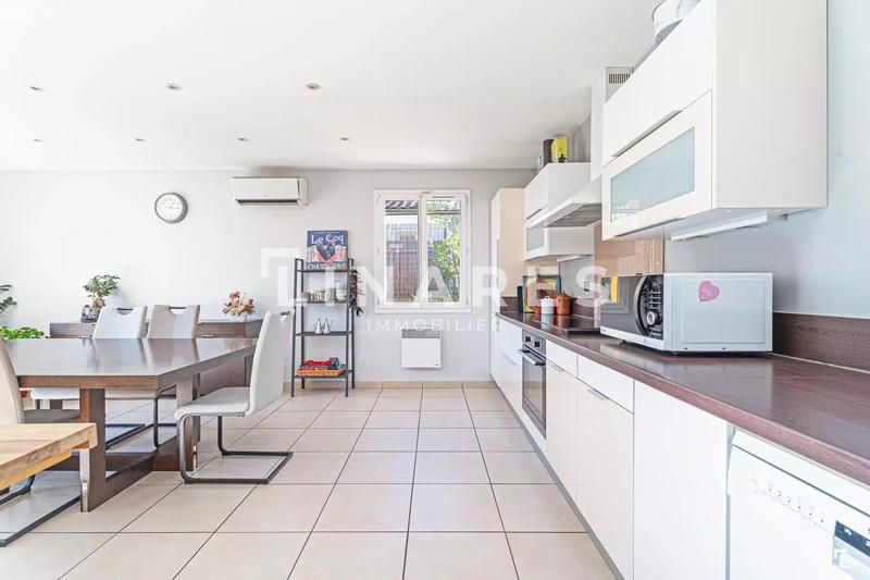 Maison - 122 m² - 5 pièces