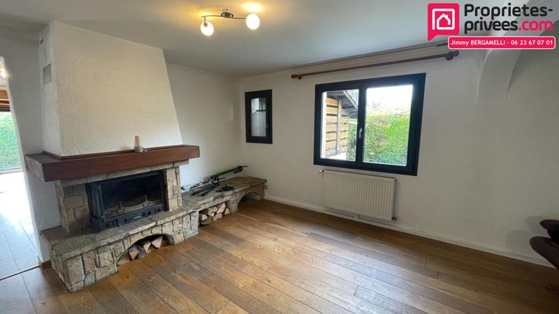 Maison - 210 m² - 6 pièces