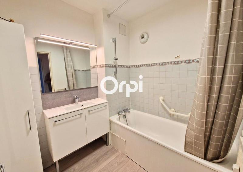 Appartement - 95 m² - 3 pièces