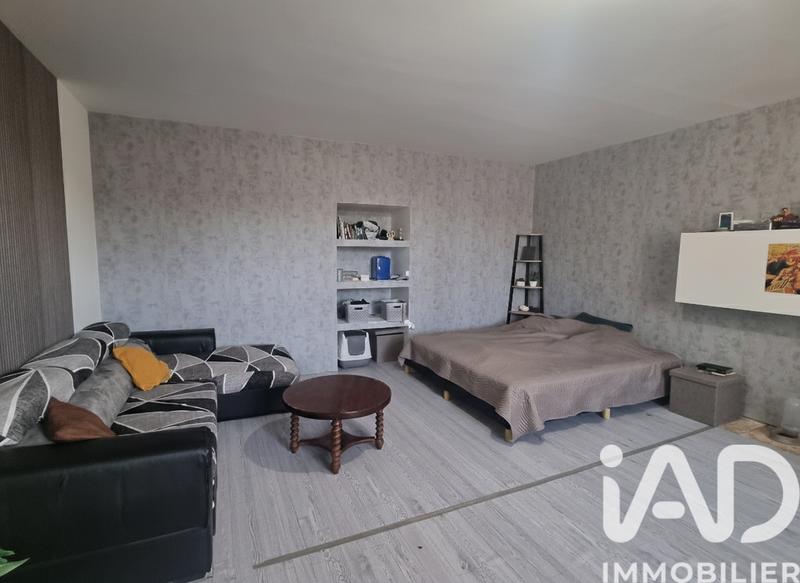 Maison - 230 m² - 7 pièces