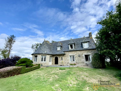 Maison - 206 m² - 8 pièces