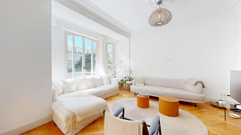 Appartement - 101 m² - 4 pièces