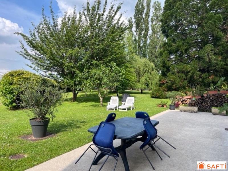 Maison - 317 m² - 10 pièces