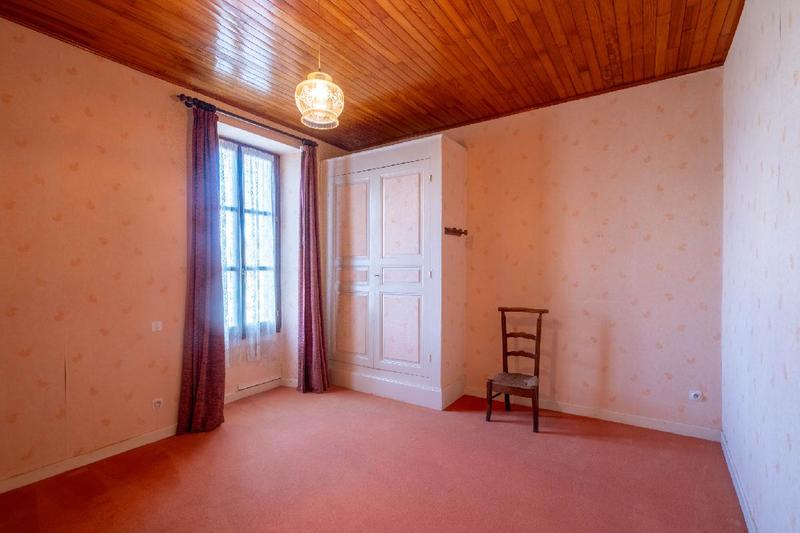 Maison - 170 m² - 5 pièces