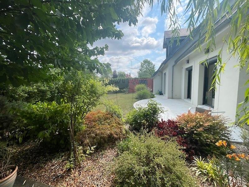 Maison - 143 m² - 6 pièces