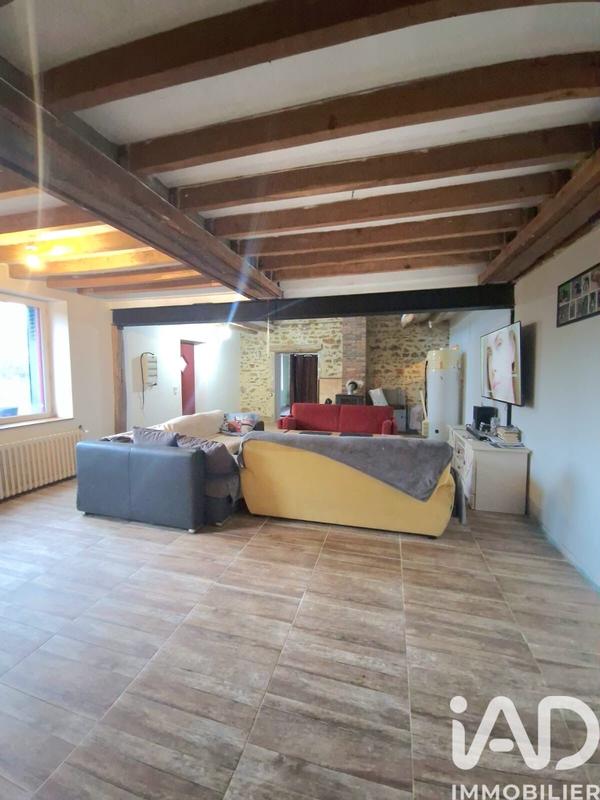 Maison - 250 m² - 5 pièces