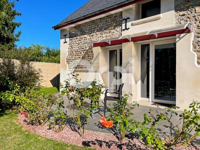 Maison - 275 m² - 4 pièces