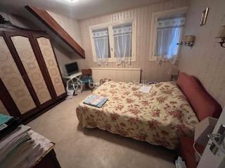 Demeure - 184 m² - 9 pièces