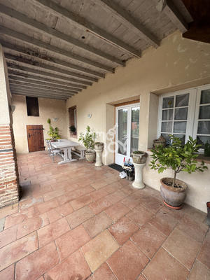 Propriété - 240 m² - 7 pièces