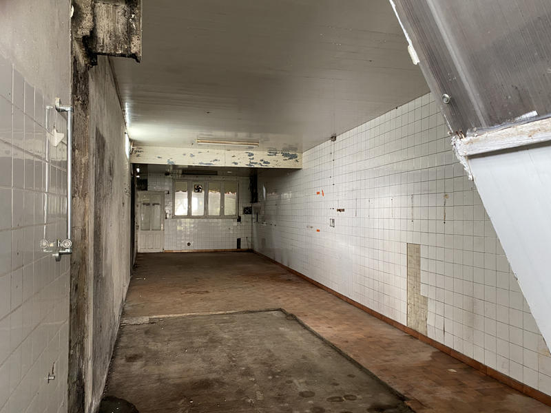 Parking / Garage - 115 m²