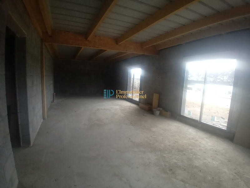 Local d'activités - 290 m²