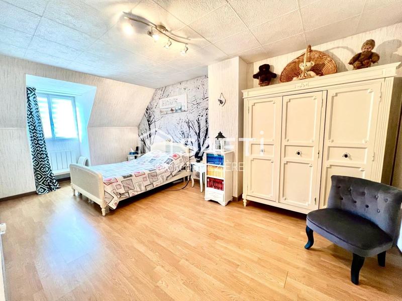 Maison - 127 m² - 6 pièces