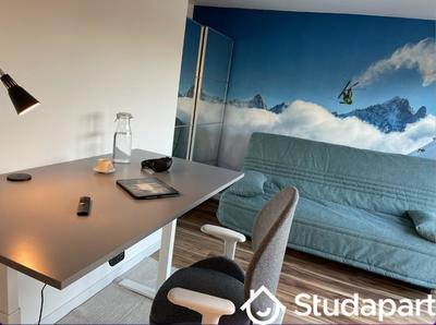 Chambre - 10 m² - 1 pièce