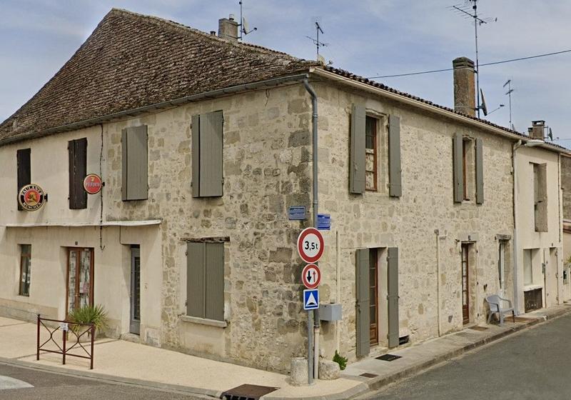 Maison traditionnelle - 102 m² - 6 pièces