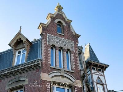 Maison - 190 m² - 8 pièces