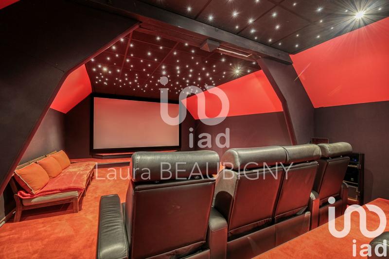 Maison - 524 m² - 12 pièces