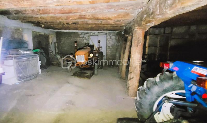 Loft - 105 m² - 6 pièces