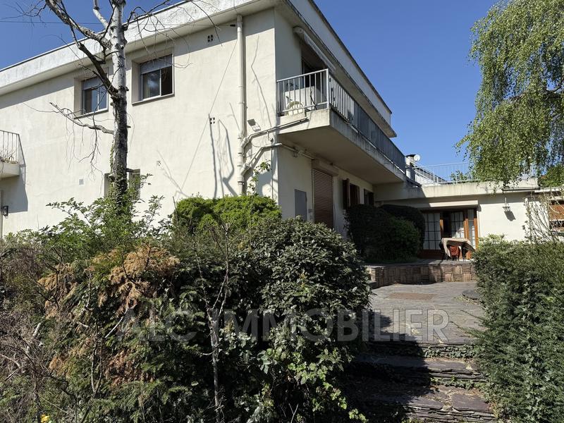 Appartement - 315 m²