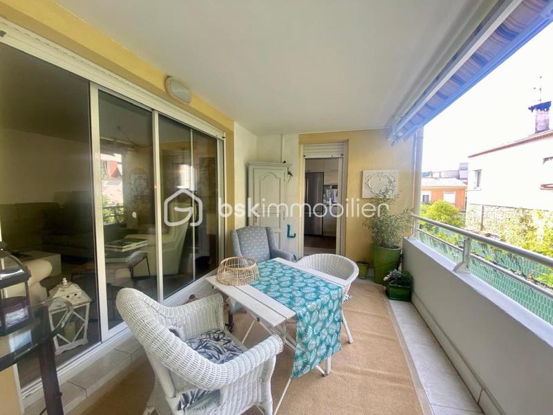 Appartement - 71 m² - 3 pièces