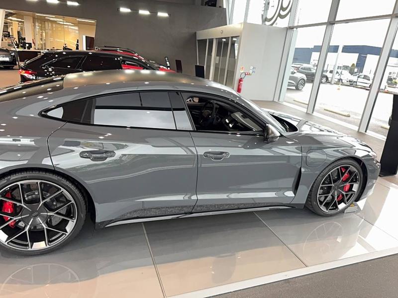 Audi e-tron gt Rs 843 ch quattro Performance