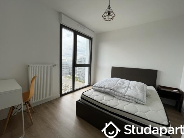 Chambre - 12 m² - 1 pièce