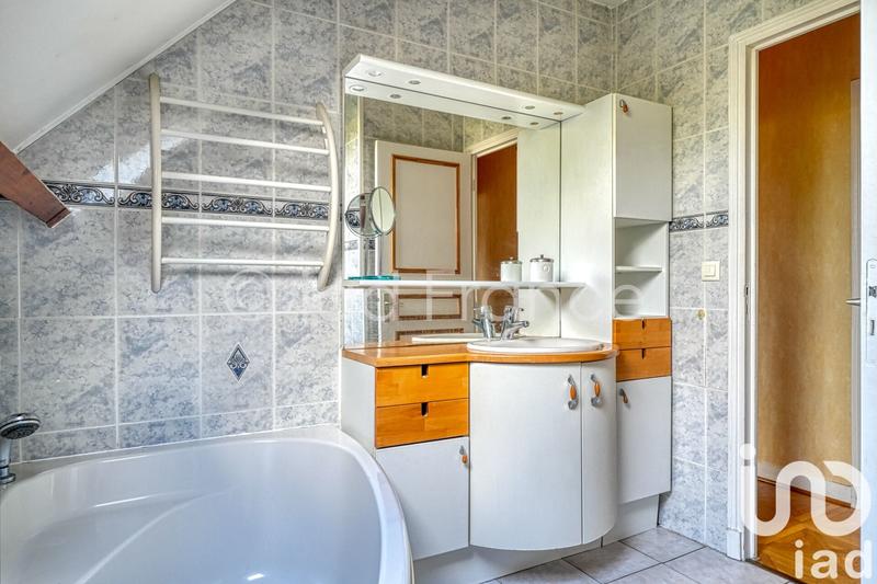 Maison - 152 m² - 7 pièces