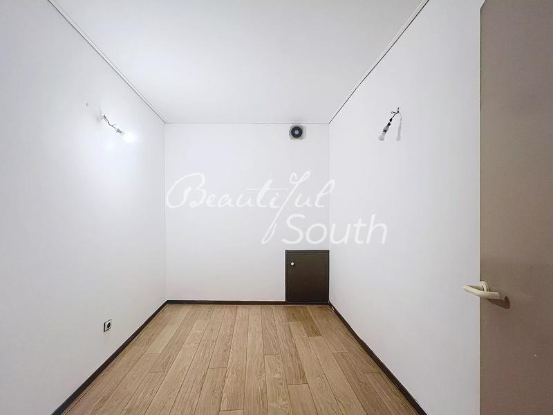 Appartement - 122 m² - 5 pièces