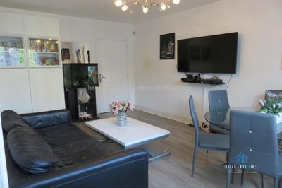 Appartement - 70 m² - 4 pièces