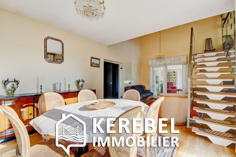 Maison - 170 m² - 7 pièces