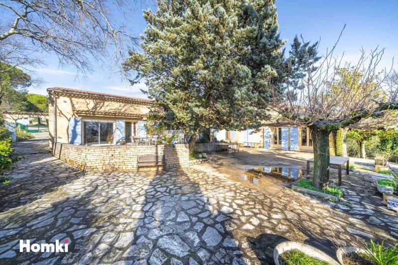 Maison - 500 m² - 7 pièces