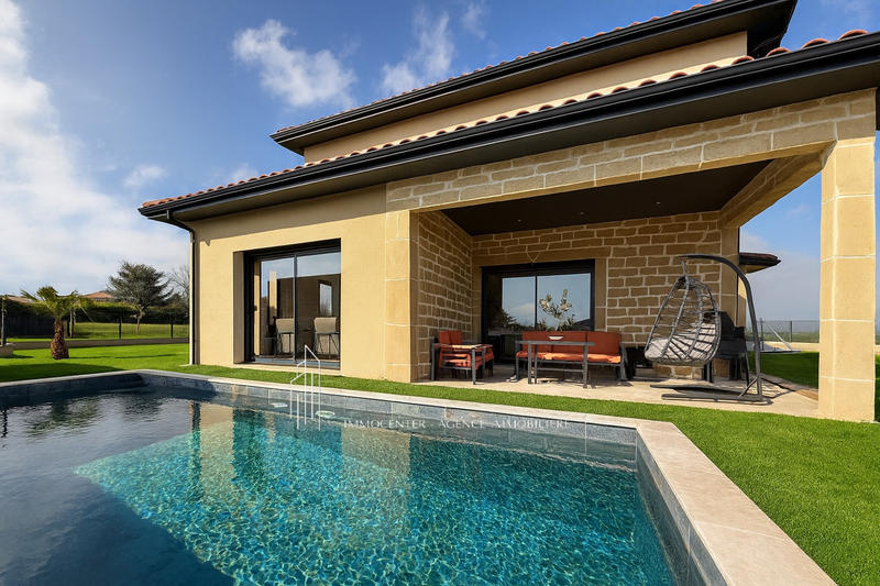 Villa - 145 m² - 6 pièces