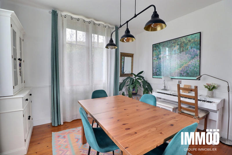 Maison - 104 m² - 5 pièces