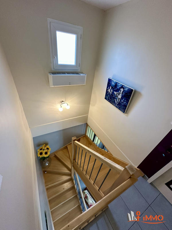 Maison - 90 m² - 4 pièces