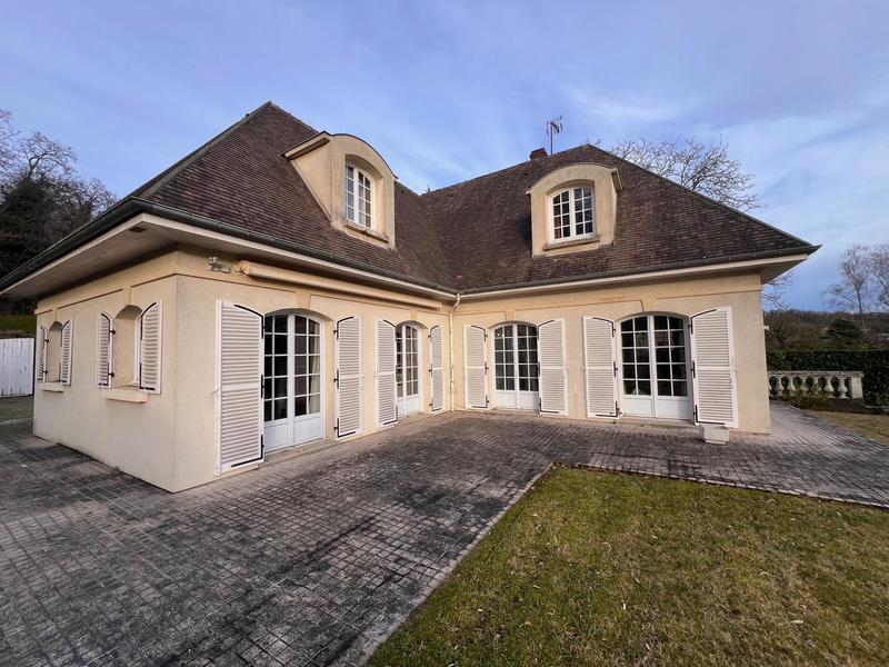 Maison d'architecte - 180 m² - 7 pièces