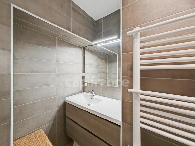 Appartement - 82 m² - 5 pièces