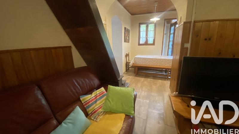 Maison - 124 m² - 9 pièces