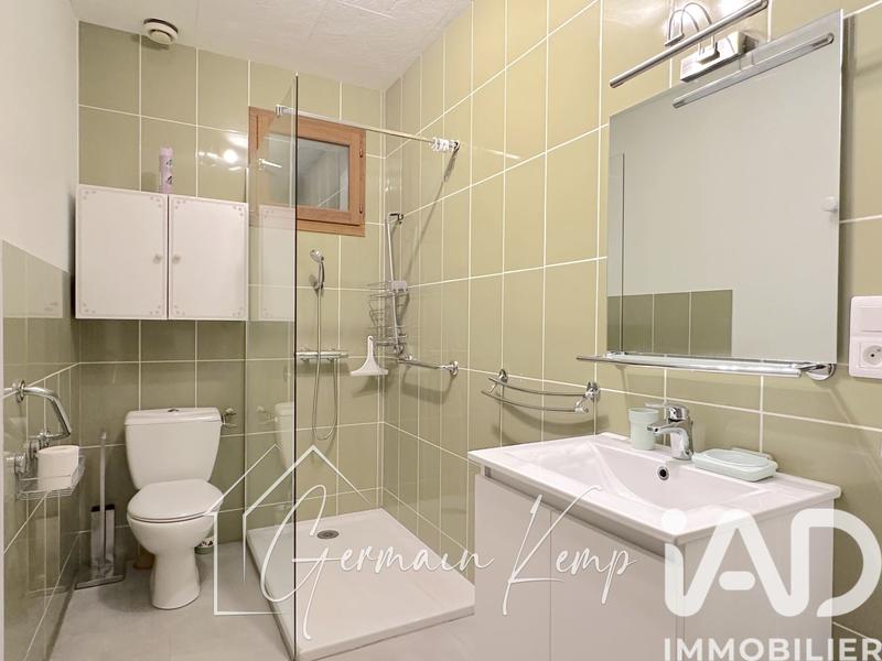 Maison - 250 m² - 9 pièces