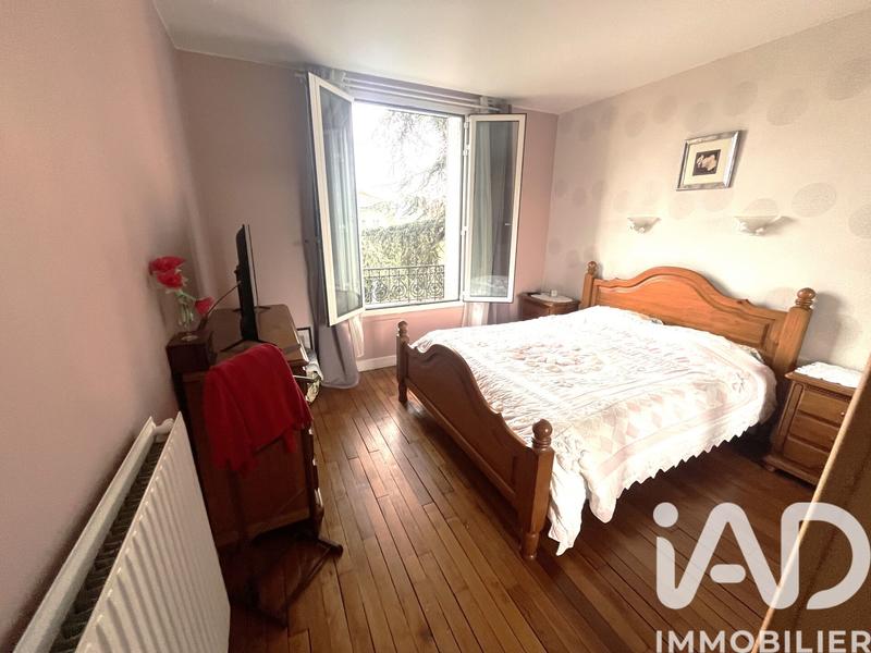 Maison - 222 m² - 10 pièces