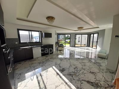 Maison - 132 m² - 6 pièces